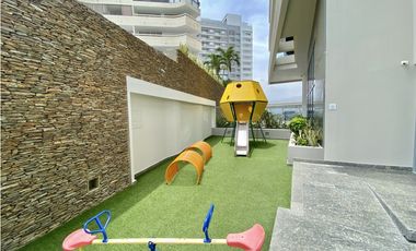 ARRIENDO APARTAMENTO AMOBLADO 1era LINEA DE PLAYA RODADERO SUR