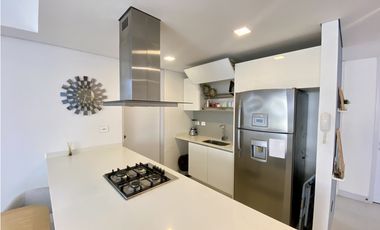 ARRIENDO APARTAMENTO AMOBLADO 1era LINEA DE PLAYA RODADERO SUR