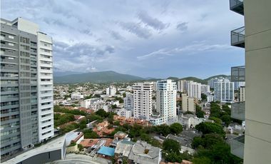 ARRIENDO APARTAMENTO AMOBLADO 1era LINEA DE PLAYA RODADERO SUR