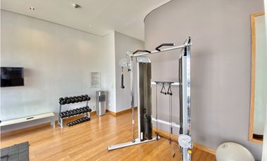 ARRIENDO APARTAMENTO AMOBLADO 1era LINEA DE PLAYA RODADERO SUR
