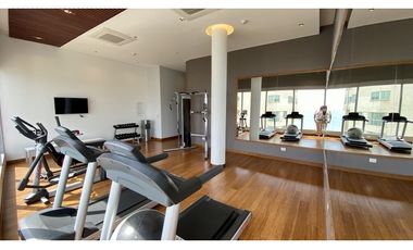 ARRIENDO APARTAMENTO AMOBLADO 1era LINEA DE PLAYA RODADERO SUR