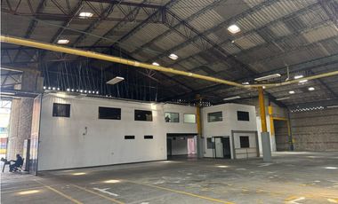 ARRIENDO HERMOSA Y MUY AMPLIA BODEGA EN ITAGÜ