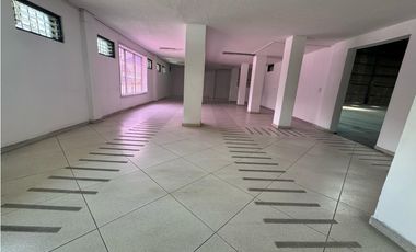 ARRIENDO HERMOSA Y MUY AMPLIA BODEGA EN ITAGÜ