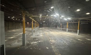 ARRIENDO HERMOSA Y MUY AMPLIA BODEGA EN ITAGÜ