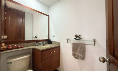 Amoblado HERMOSO Apartamento cerca al Tesoro