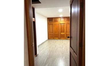 VENDO APARTAMENTO EN ALMERIA