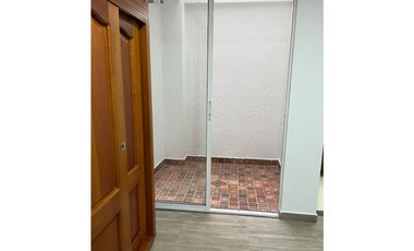 VENDO APARTAMENTO EN ALMERIA