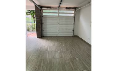 VENDO APARTAMENTO EN ALMERIA