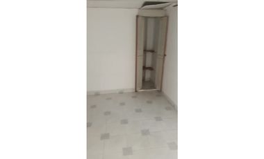 SE VENDE CASA PROPIEDAD HORIZONTAL EN EL CENTRO PRIMER PISO