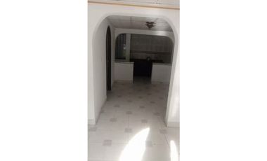 SE VENDE CASA PROPIEDAD HORIZONTAL EN EL CENTRO PRIMER PISO