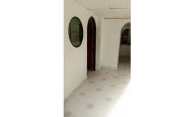 SE VENDE CASA PROPIEDAD HORIZONTAL EN EL CENTRO PRIMER PISO