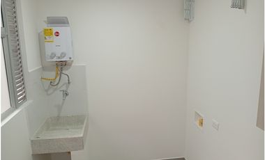 PARA ARRIENDO TENEMOS UN APARTA ESTUDIO EN SABANETA COMO NUEVO