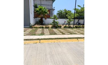 VENTA DEPTO FRACC PUNTA DORADA LLANO LARGO ACAPULCO
