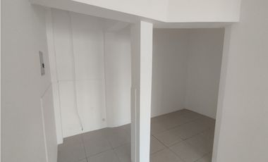 La Alborada, Local Comercial en Renta, 69m2, 2 Ambientes Vía Comercial
