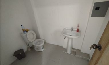 La Alborada, Local Comercial en Renta, 69m2, 2 Ambientes Vía Comercial
