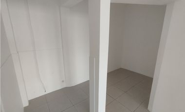 La Alborada, Local Comercial en Renta, 69m2, 2 Ambientes Vía Comercial