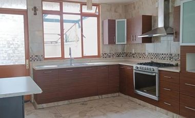 Hermosa Casa en Villa Lázaro Cárdenas