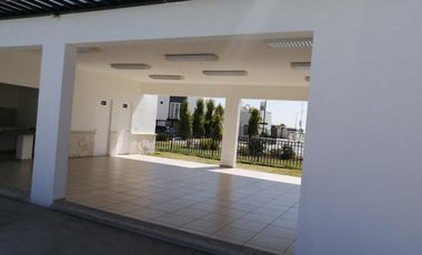 CASA AMUEBLADA CORDILLERA RESIDENCIAL LEON RENTA