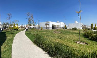 CASA AMUEBLADA CORDILLERA RESIDENCIAL LEON RENTA