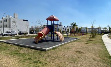 CASA AMUEBLADA CORDILLERA RESIDENCIAL LEON RENTA