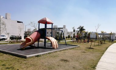 CASA AMUEBLADA CORDILLERA RESIDENCIAL LEON RENTA