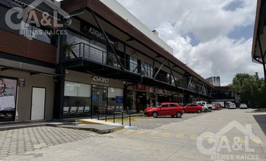 Renta de Locales Comerciales en Plaza Encanto Av. Lazaro Cardenas