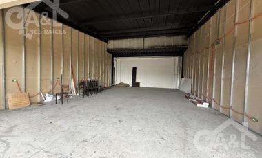 Renta de Locales Comerciales en Plaza Encanto Av. Lazaro Cardenas