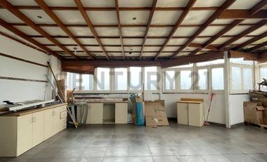 Casa de 4 Pisos + Piscina  – Las Brisas de Villa, Chorrillos