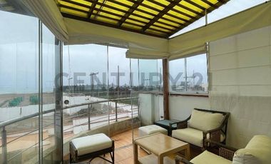 Casa de 4 Pisos + Piscina  – Las Brisas de Villa, Chorrillos