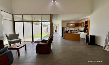 Casa una planta| Equipada| Entrega inmediata