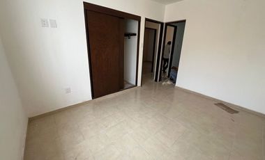RENTA Casa DE UN NIVEL Fracc. Floresta, Veracruz. REMODELADA DE 3 RECAMARAS
