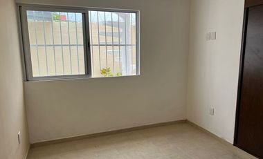 RENTA Casa DE UN NIVEL Fracc. Floresta, Veracruz. REMODELADA DE 3 RECAMARAS