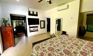 Residencia Contemporánea en Montebello