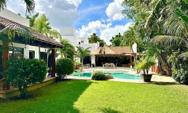 Residencia Contemporánea en Montebello