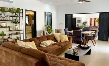 Residencia Contemporánea en Montebello