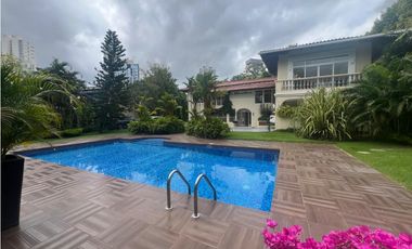 VENTA O ALQUILER CASA ALTOS DE GOLF 2550M2 MODERNA CON PISCINA MLD