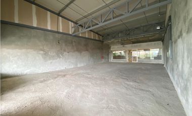 LOCAL COMERCIAL / PASEO ALBROOK / PLANTA ALTA / 196M / TERRAZA