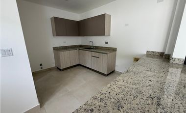 SEA CONFIABLE VENDE HERMOSA CASA LISTA PARA ENTREGAR EN COSTA SUR