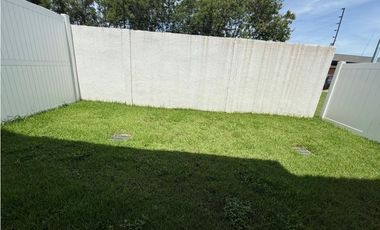 SEA CONFIABLE VENDE HERMOSA CASA LISTA PARA ENTREGAR EN COSTA SUR