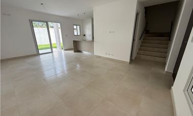 SEA CONFIABLE VENDE HERMOSA CASA LISTA PARA ENTREGAR EN COSTA SUR