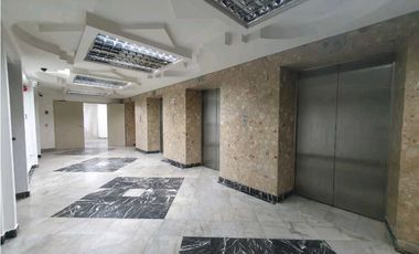 OFICINA EN AVENIDA BALBOA TORRE BAC 250M2 CON VISTAS AL MAR