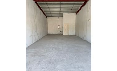 PLAZA FARALLONES / RIO HATO / 90M / LOCALES COMERCIALES JC