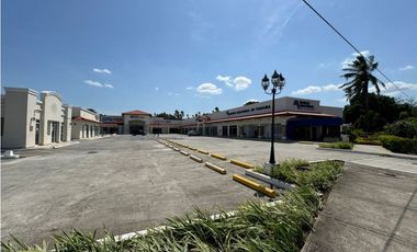 PLAZA FARALLONES / RIO HATO / 90M / LOCALES COMERCIALES JC