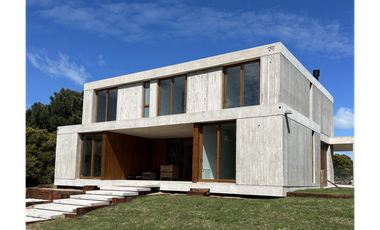 CASA EN COSTA ESMERAL MARTIMO III