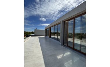 CASA EN COSTA ESMERAL MARTIMO III