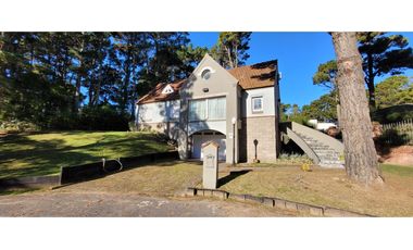 Vendo Casa en el norte de Pinamar. Cul de sac. Oportunidad.!!!