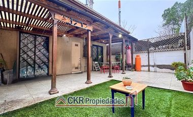 Casa en Arriendo en Av.Salvador Sanfuentes, Vicuña Mackenna Oriente, Metro Elisa Correa