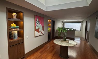 CASA EN VENTA AMUEBLADA Y EQUIPADA COLONIA MIRASIERRA