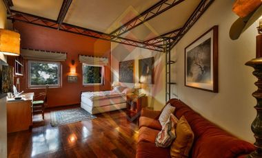 VENDE  O RENTA CASA EN CALLE CERRADA EN LOMAS ALTAS