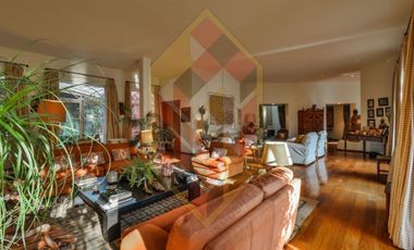 VENDE  O RENTA CASA EN CALLE CERRADA EN LOMAS ALTAS